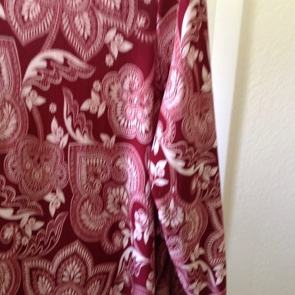 I Modee Ladies pullover top - Picture 3 of 5